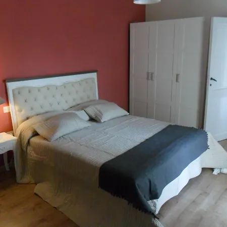 Casa Indipendente Nel Centro Storico Apartamento